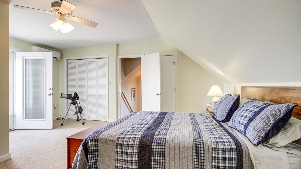 Photo of Bedroom in Upper Fairmount