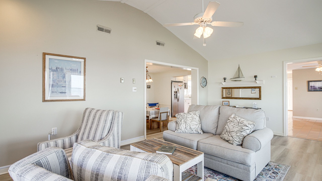 Photo of Livingroom in Upper Fairmount