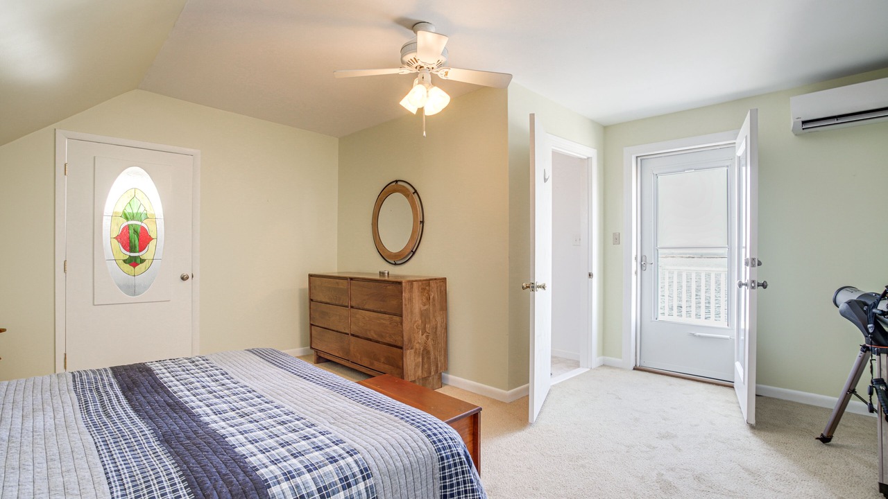 Photo of Bedroom in Upper Fairmount