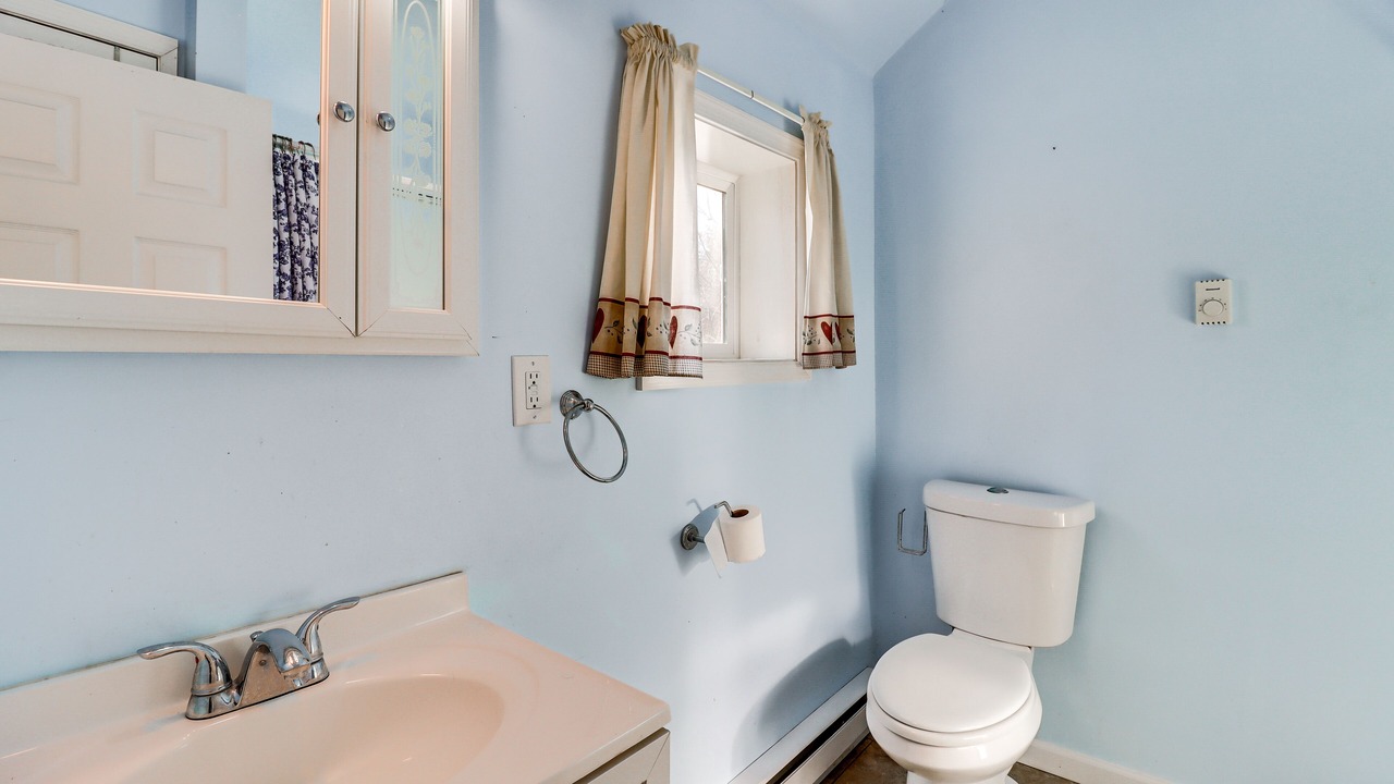 Photo of Bathroom in Kresgeville