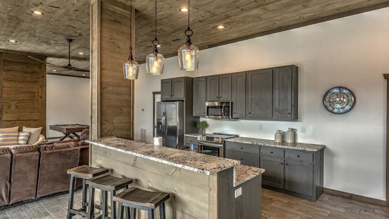 Photo of Kitchen in Cherry Log