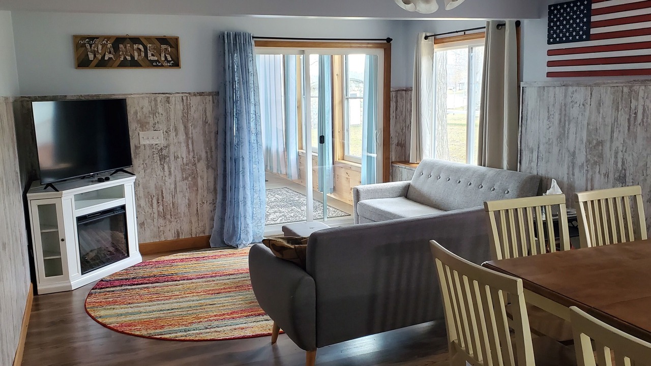 Photo of Livingroom in Kendall