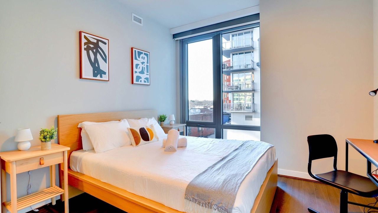 Photo of Bedroom in Clarendon