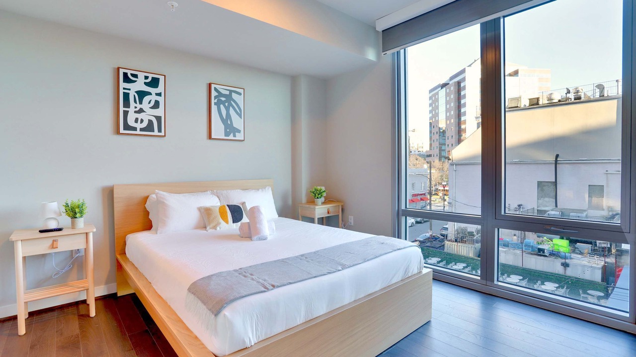 Photo of Bedroom in Clarendon
