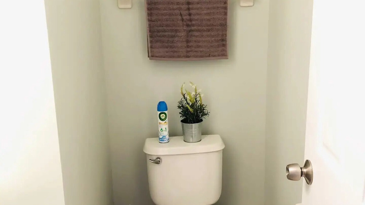 Photo of Bathroom in Lincoln Village