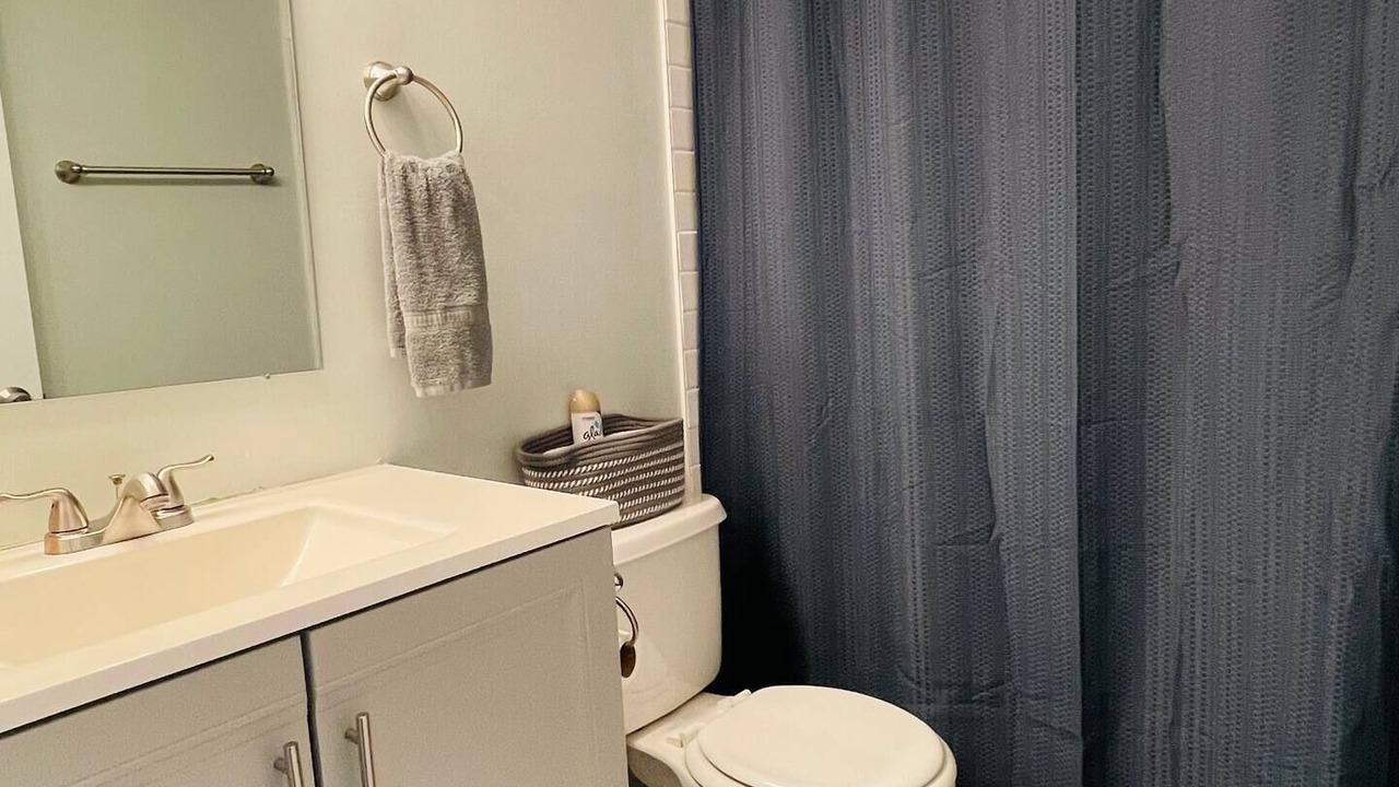 Photo of Bathroom in Lincoln Village