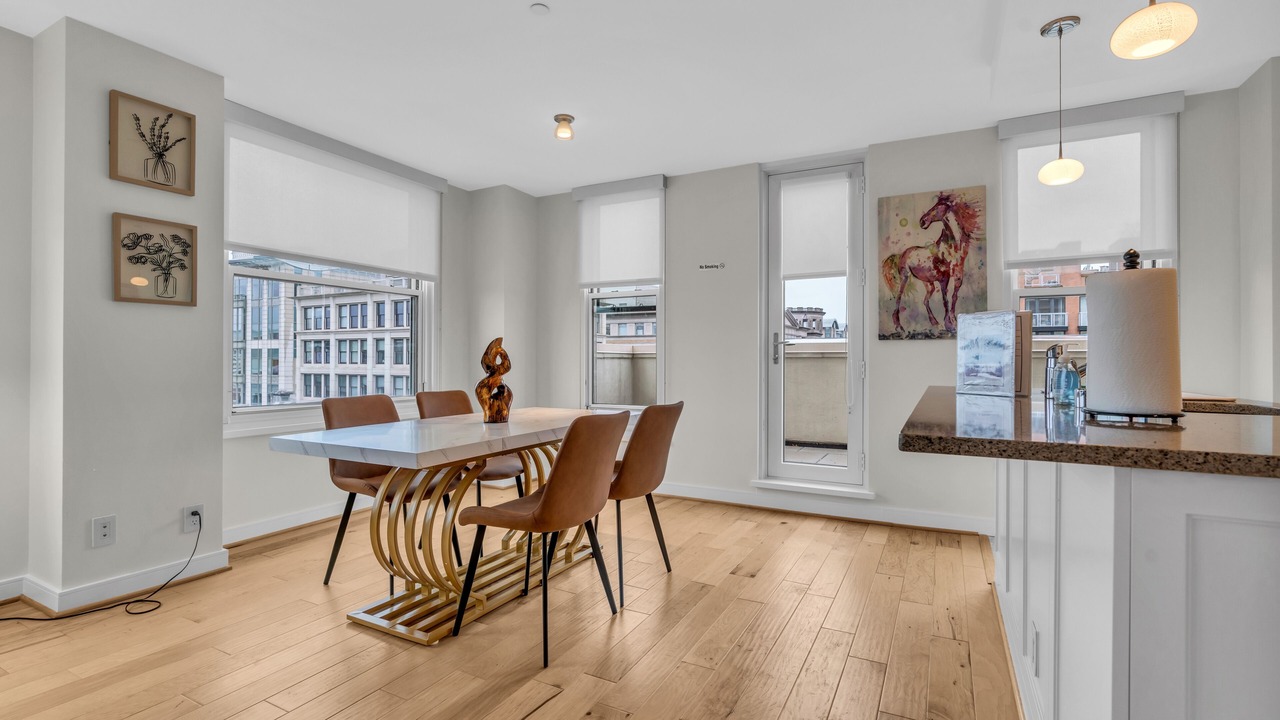 Photo of Bedroom in Penn Quarter