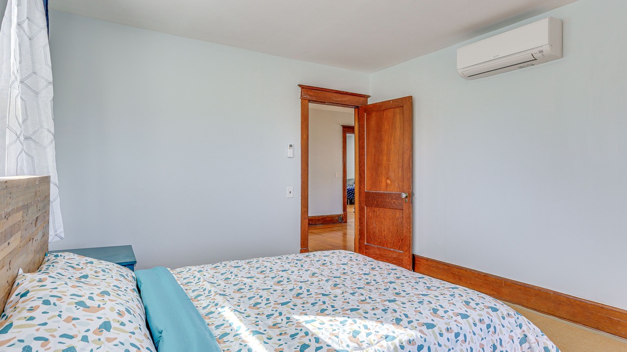 Photo of Bedroom in Cuddebackville
