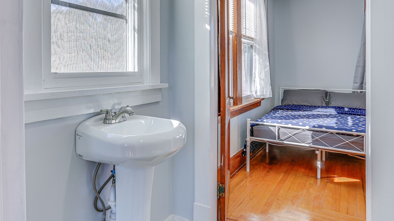 Photo of Bedroom in Cuddebackville