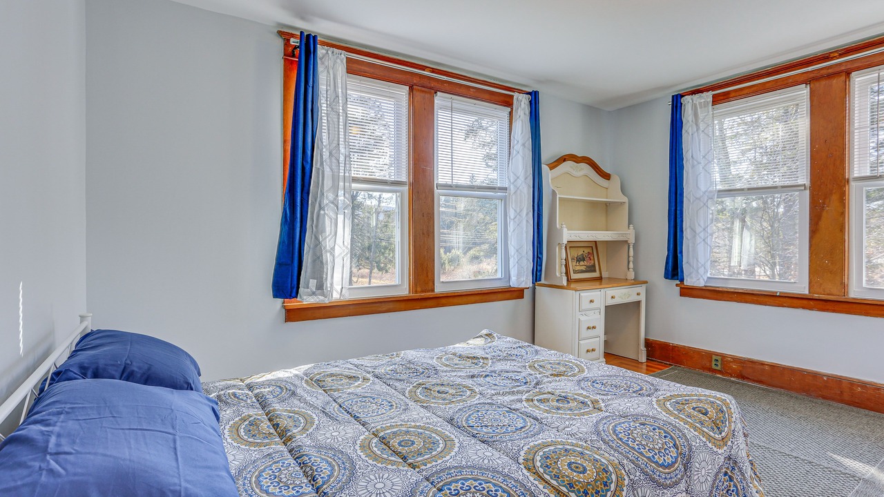 Photo of Bedroom in Cuddebackville