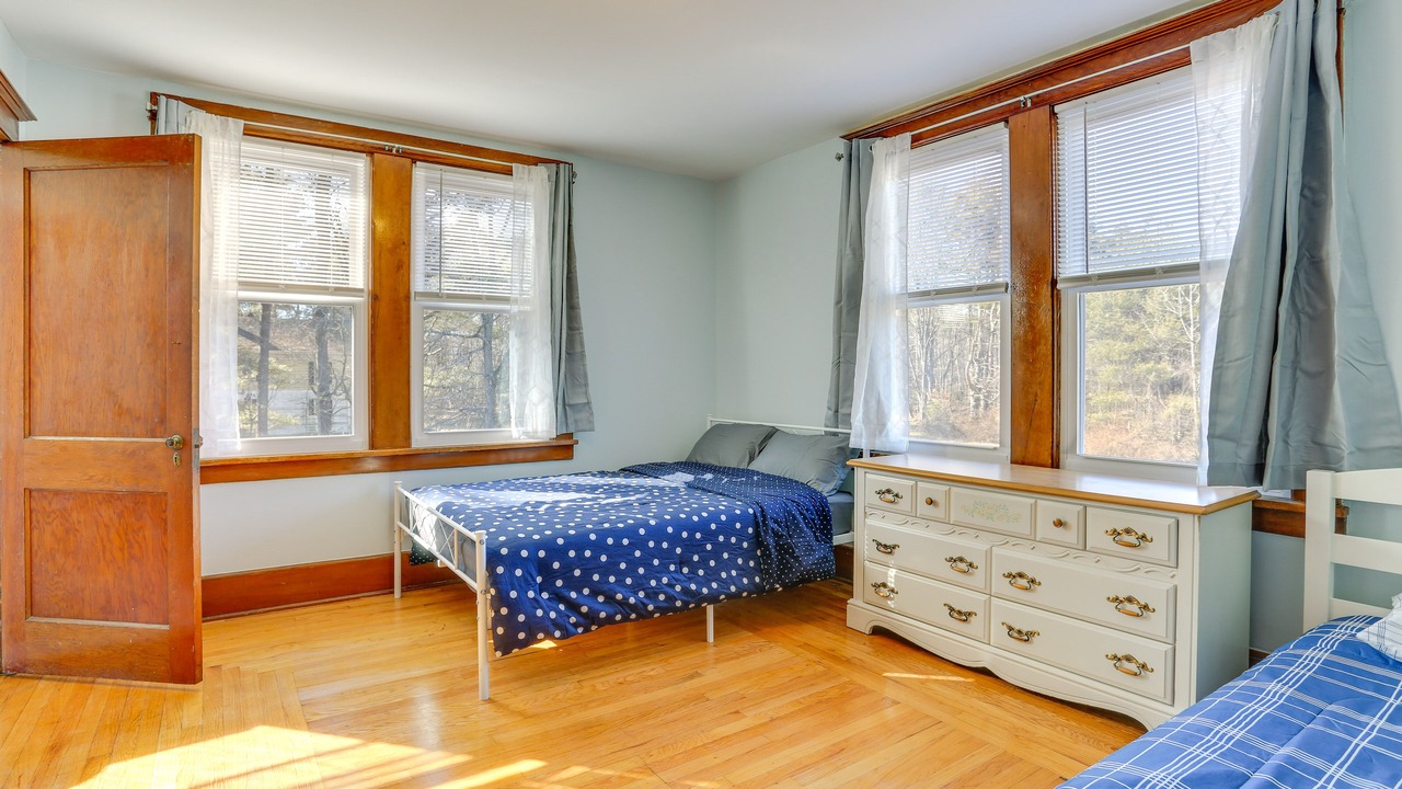 Photo of Bedroom in Cuddebackville