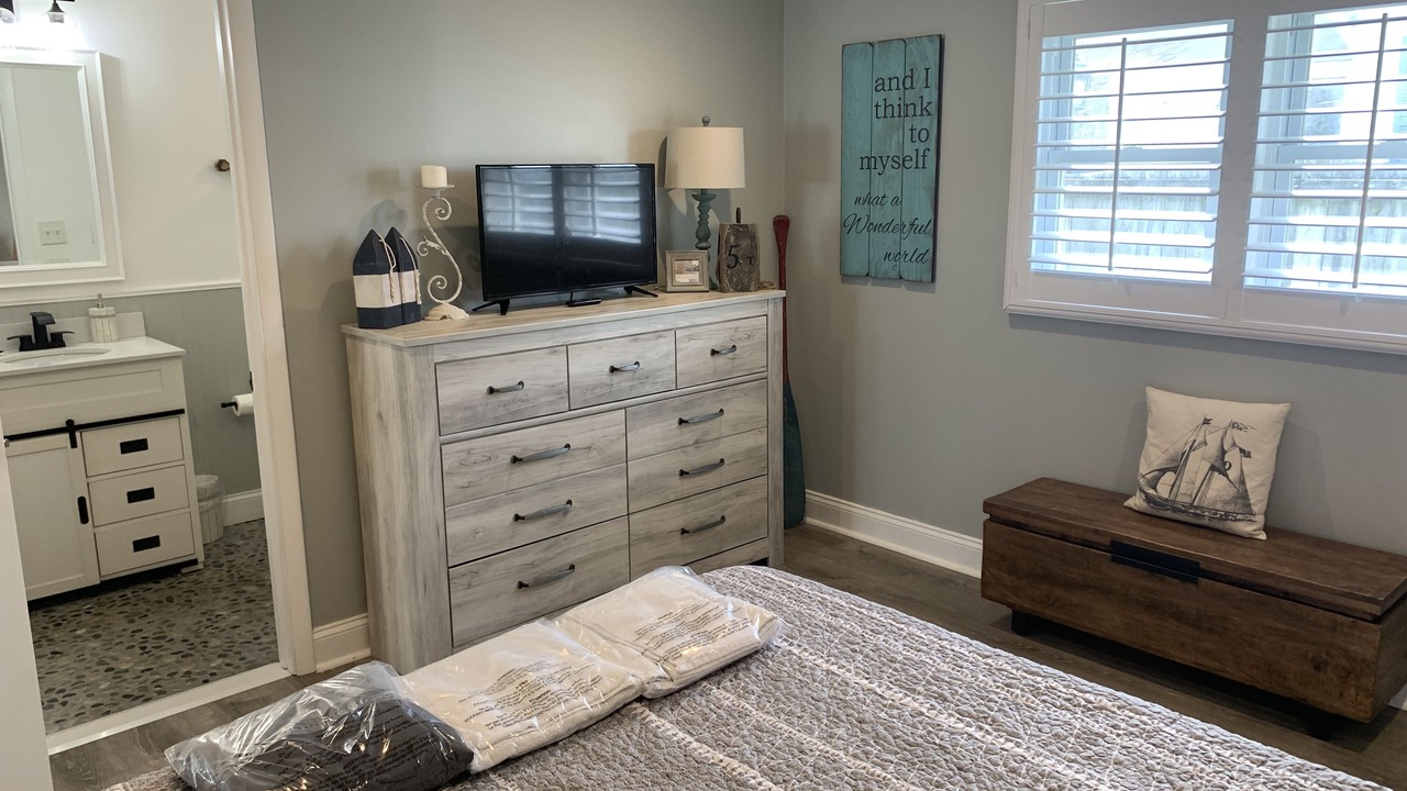Photo of Bedroom in Grasonville