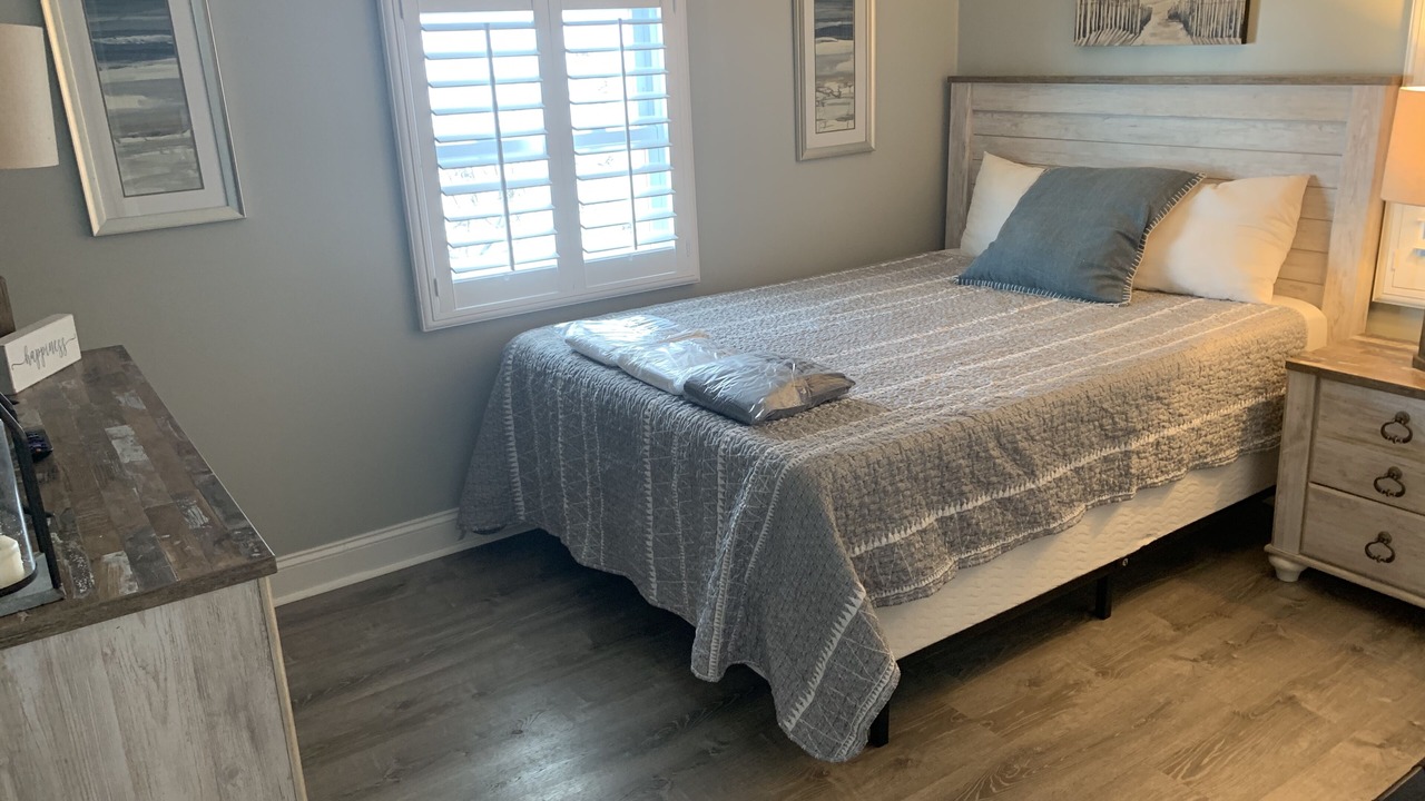 Photo of Bedroom in Grasonville