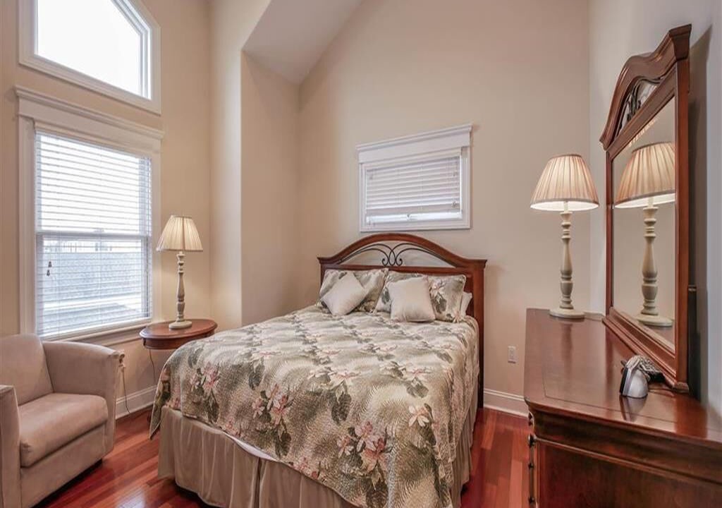 Photo of Bedroom in Sea Isle City