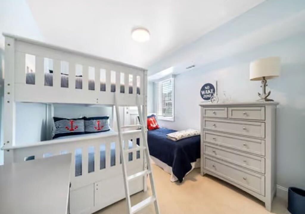 Photo of Bedroom in Townsend's Inlet