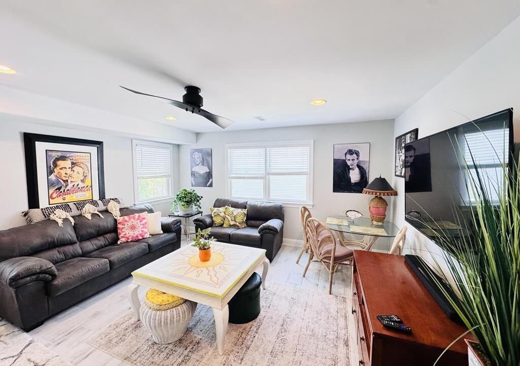Photo of Livingroom in Townsend's Inlet