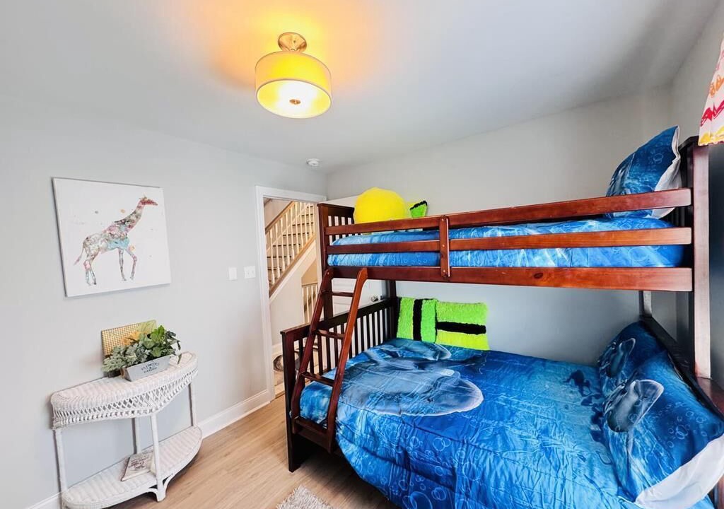 Photo of Bedroom in Townsend's Inlet