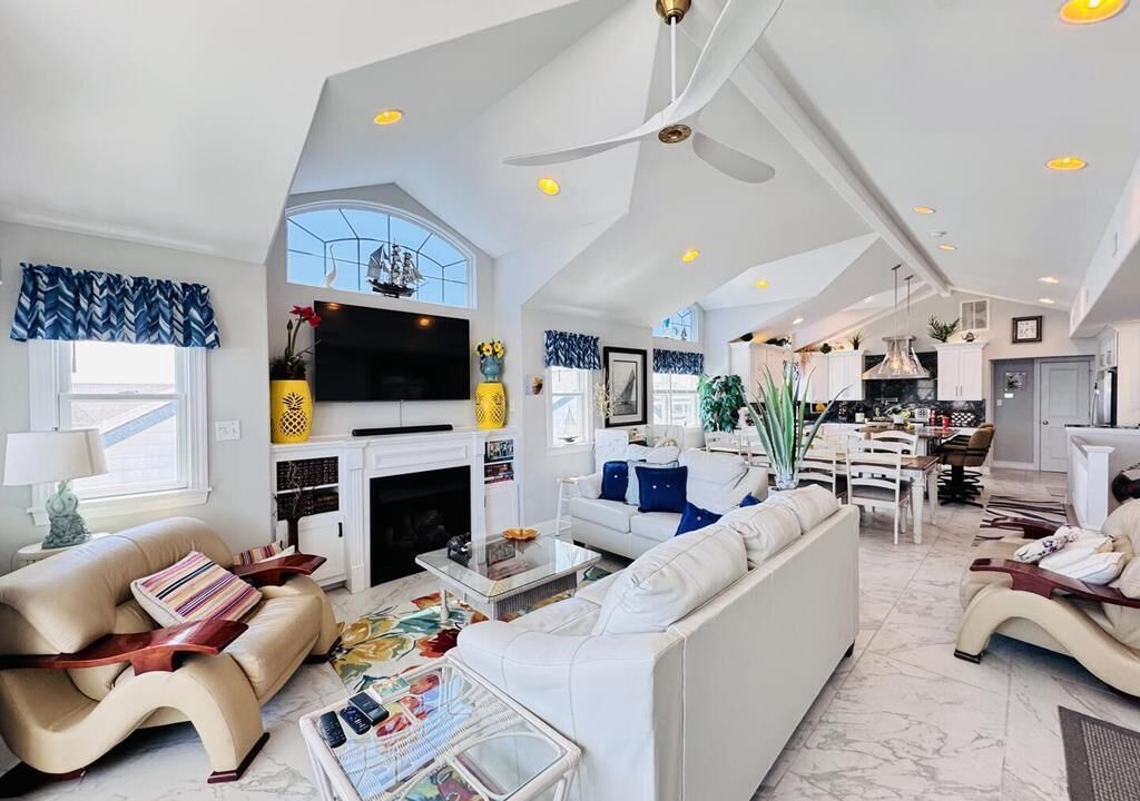 Photo of Livingroom in Townsend's Inlet