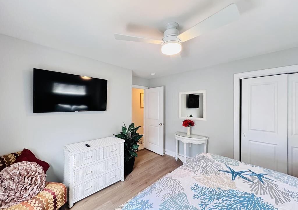 Photo of Bedroom in Townsend's Inlet