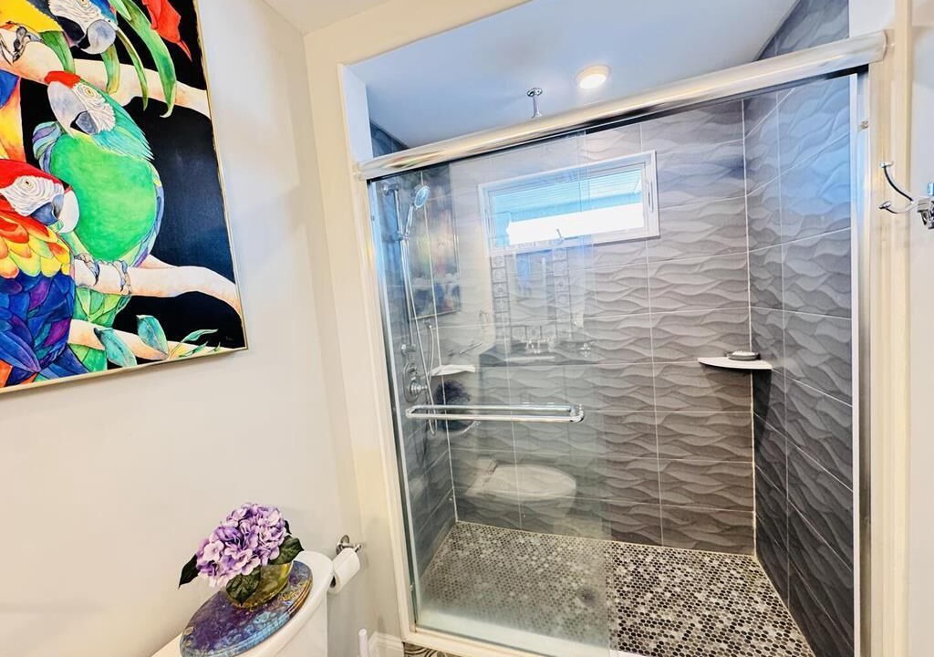 Photo of Bathroom in Townsend's Inlet