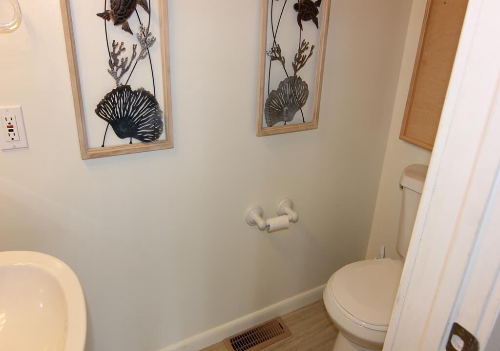 Photo of Bathroom in Townsend's Inlet