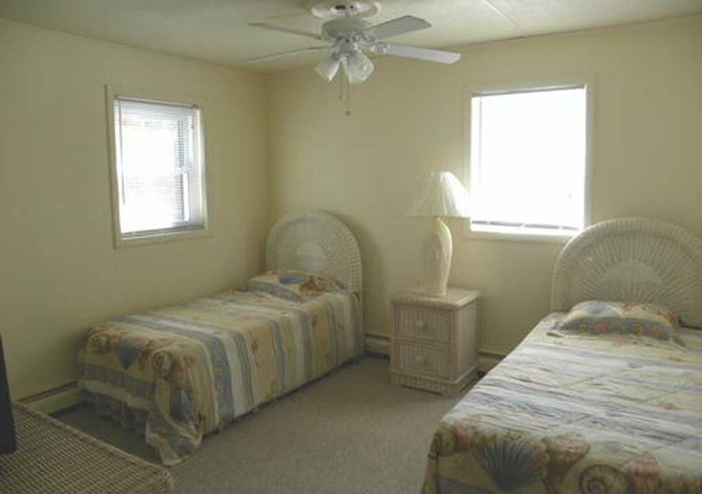 Photo of Bedroom in Townsend's Inlet