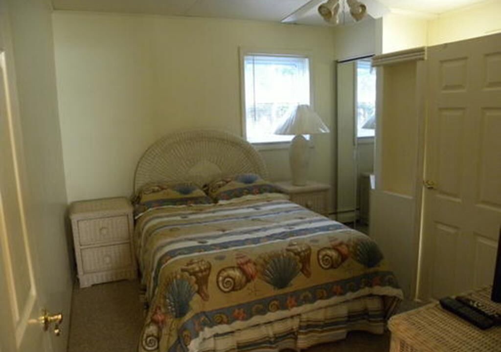 Photo of Bedroom in Townsend's Inlet
