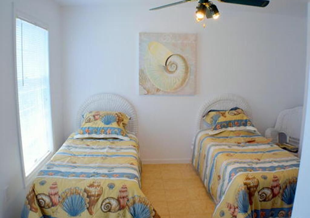 Photo of Bedroom in Townsend's Inlet