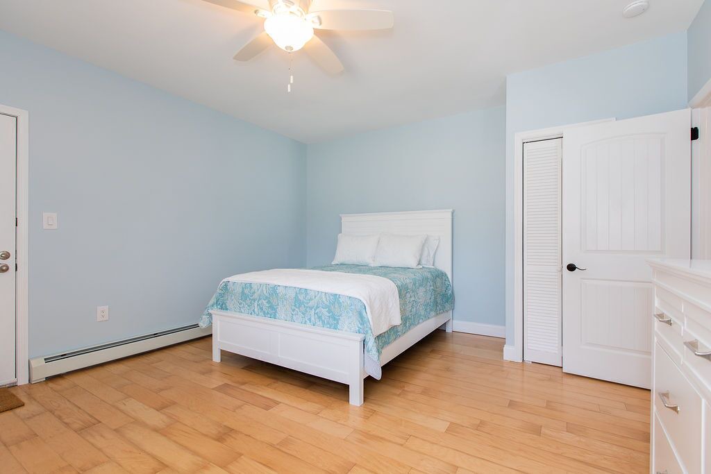 Photo of Bedroom in Admiral Estates