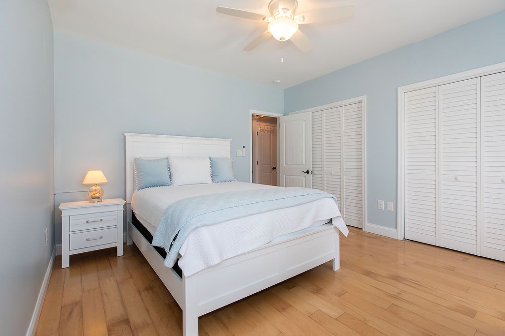 Photo of Bedroom in Admiral Estates