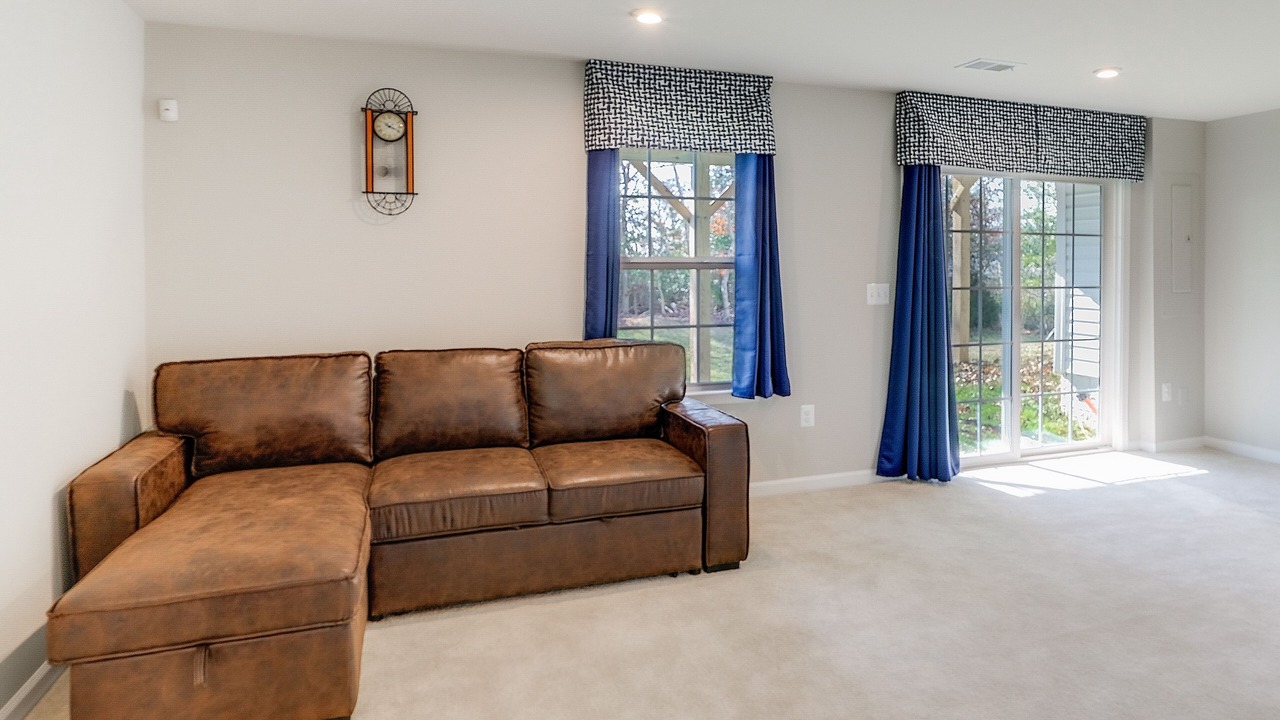 Photo of Livingroom in Dale City