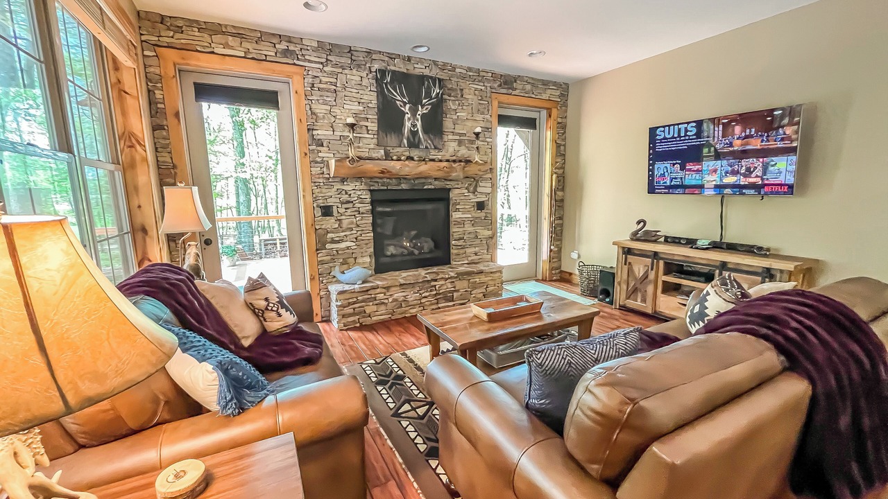 Photo of Livingroom in North Glade Hills