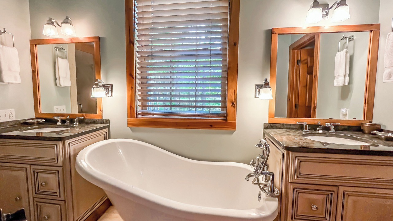 Photo of Bathroom in North Glade Hills