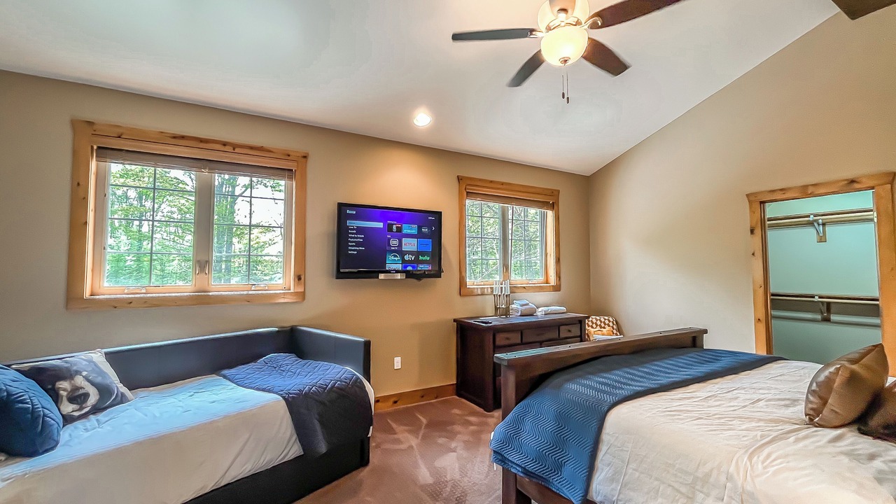 Photo of Bedroom in North Glade Hills