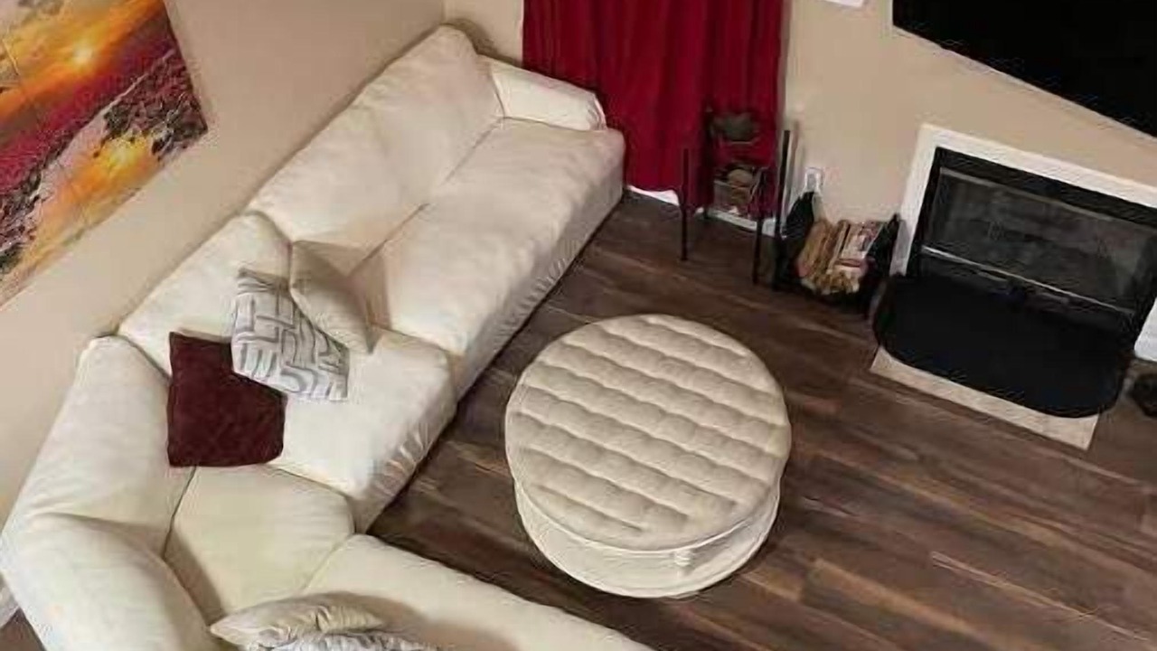 Photo of Livingroom in Woodridge