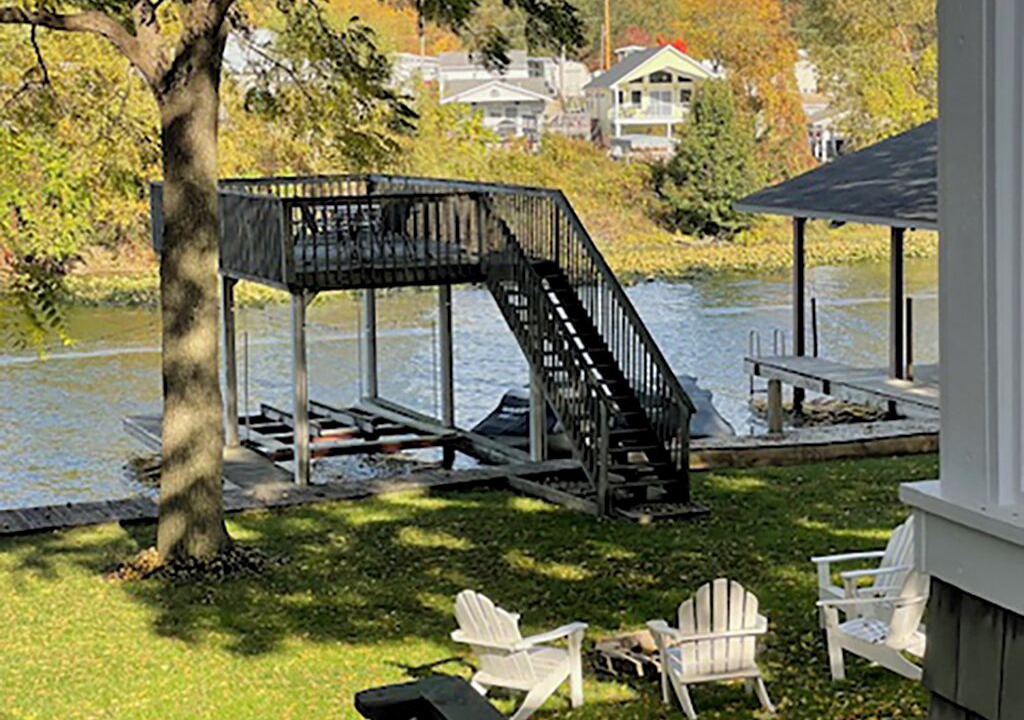 Photo of Outdoor in Lakeview