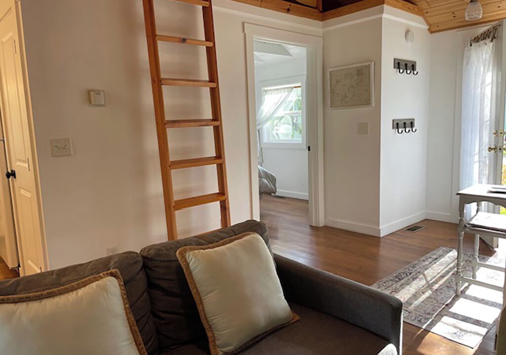Photo of Livingroom in Lakeview