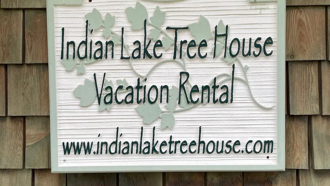 Photo of Outdoor in Lakeview