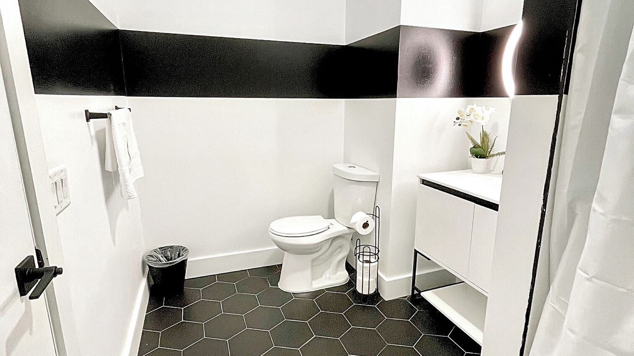 Photo of Bathroom in Elizabeth