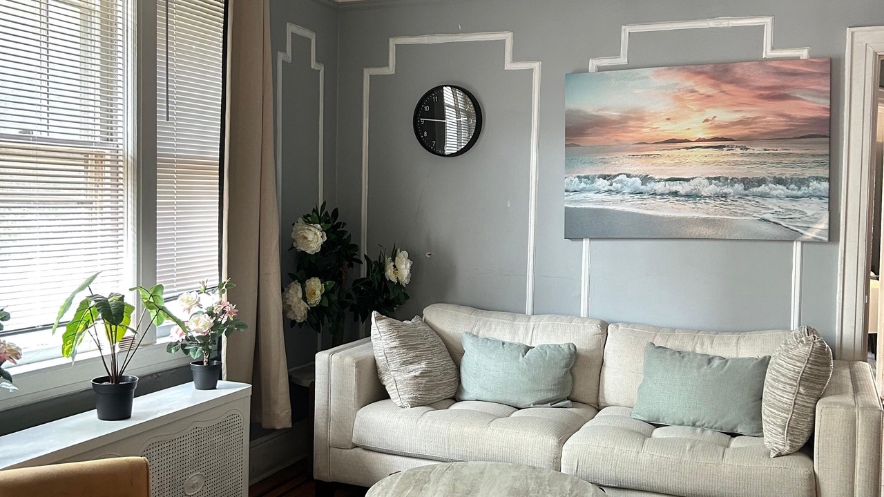 Photo of Livingroom in The Heights