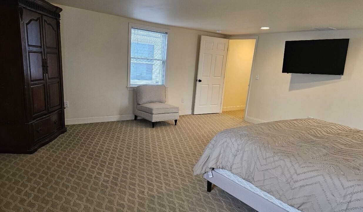 Photo of Bedroom in Brownstown