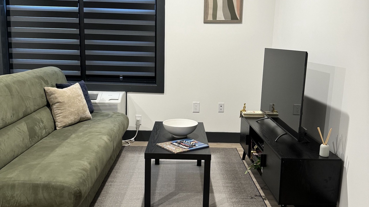 Photo of Livingroom in West New York