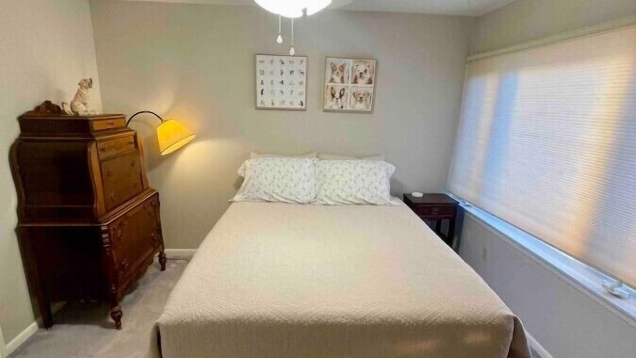 Photo of Bedroom in Wheeling
