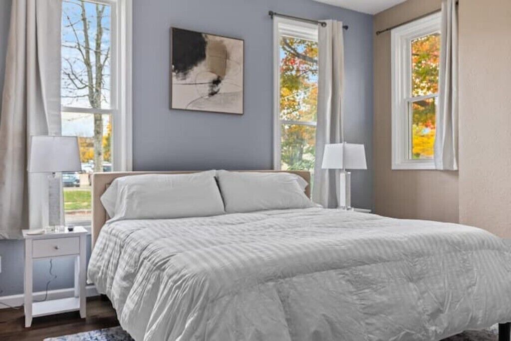 Photo of Bedroom in Erie