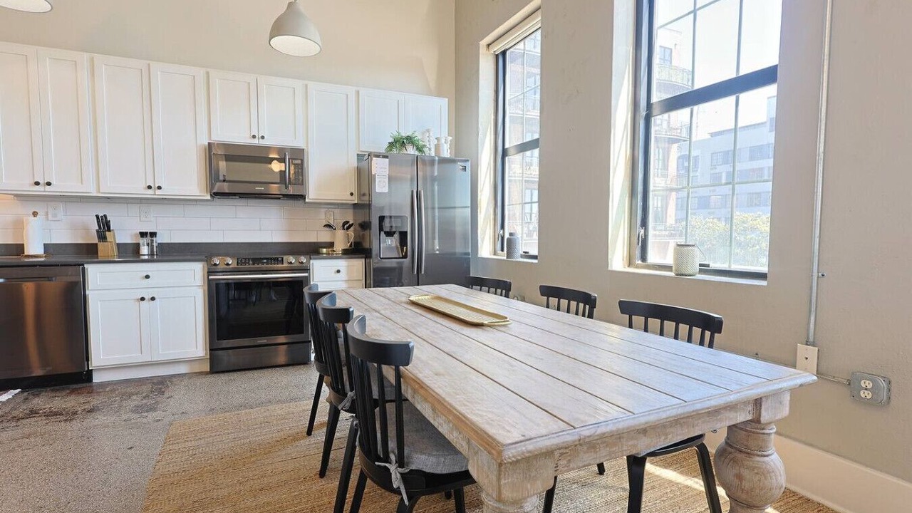 Photo of Kitchen in Old City