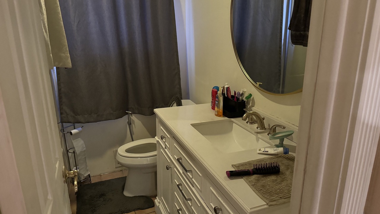 Photo of Bathroom in Keansburg