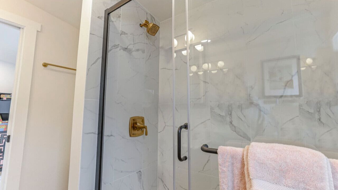 Photo of Bathroom in Buckeye Lake