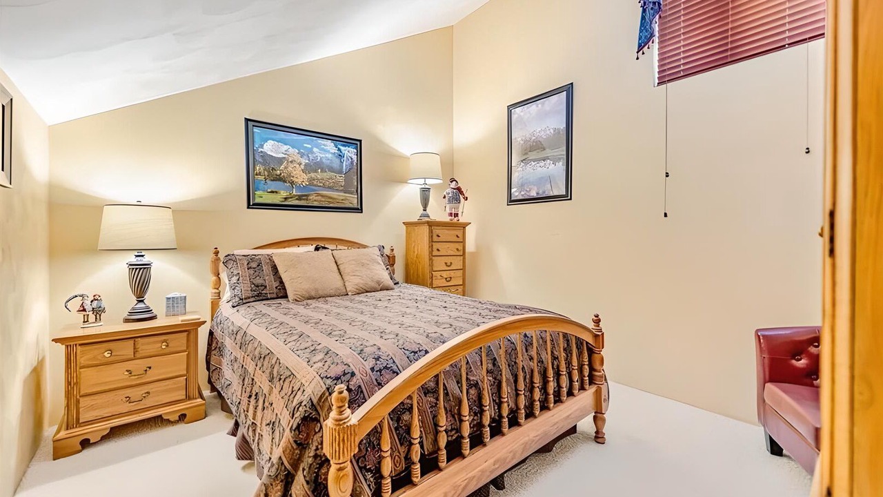 Photo of Bedroom in Seven Springs