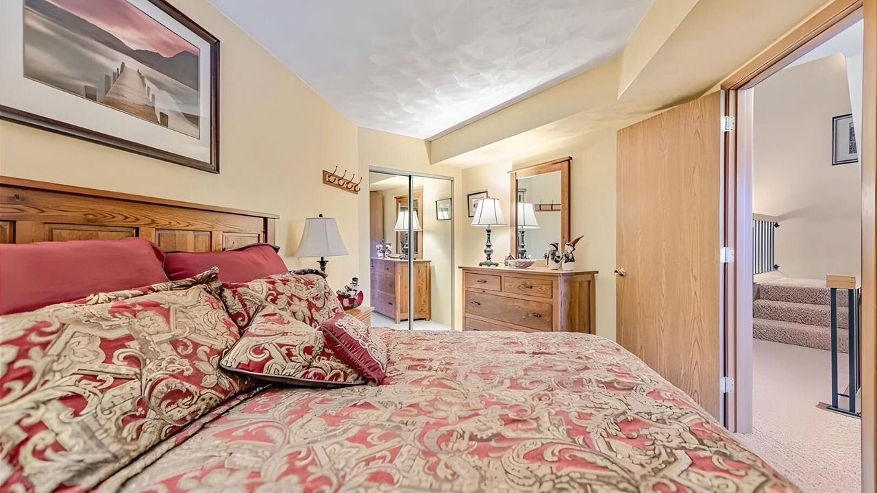 Photo of Bedroom in Seven Springs