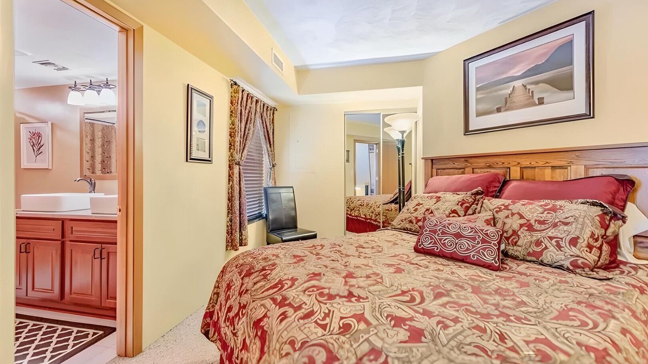 Photo of Bedroom in Seven Springs